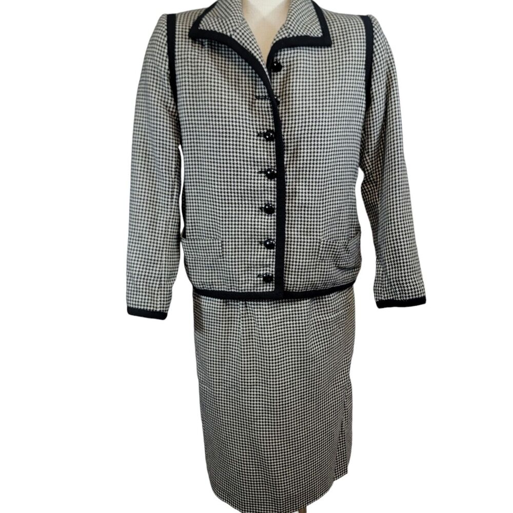 Yves Saint Laurent Suit Womans 36 Black & White Houndstooth Vintage 2 Pc. Suit